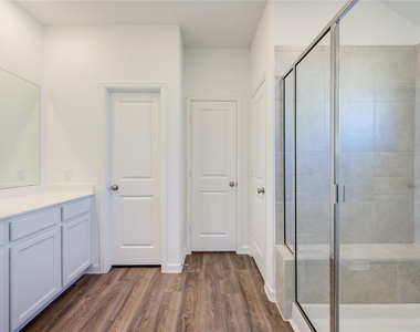 5419 Tourmaline Way - Photo Thumbnail 37