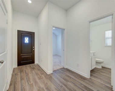 5419 Tourmaline Way - Photo Thumbnail 5