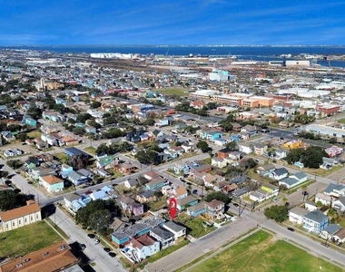 1213 28th St - Photo Thumbnail 18