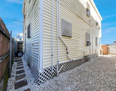 1213 28th St - Photo Thumbnail 26