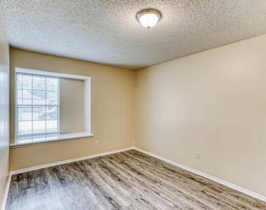 22006 Castle Springs Drive - Photo Thumbnail 11