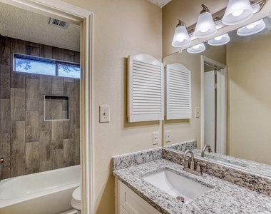 22006 Castle Springs Drive - Photo Thumbnail 9