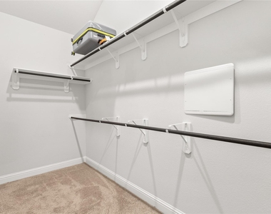 6027 Thief River Falls Drive - Photo Thumbnail 22