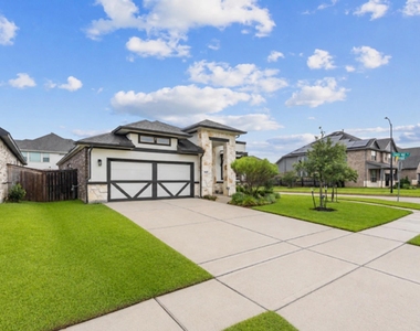 6027 Thief River Falls Drive - Photo Thumbnail 27
