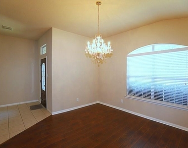 25315 Calico Woods Lane - Photo Thumbnail 3