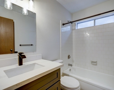 34 N High Oaks - Photo Thumbnail 6