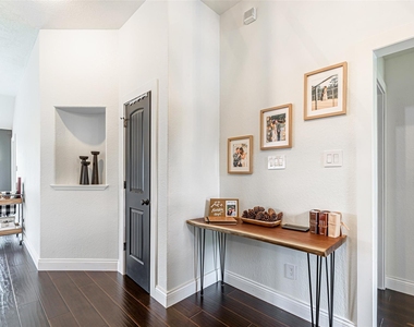 7519 Stonesfield Place - Photo Thumbnail 2
