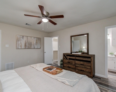 9406 Autauga Street - Photo Thumbnail 23