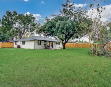9406 Autauga Street - Photo Thumbnail 31