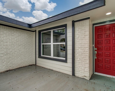 9406 Autauga Street - Photo Thumbnail 3