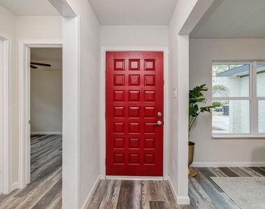 9406 Autauga Street - Photo Thumbnail 16