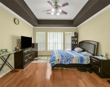 22554 Bristolwood Court - Photo Thumbnail 20