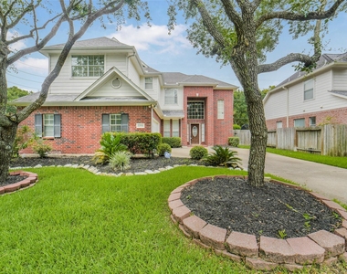 22554 Bristolwood Court - Photo Thumbnail 2