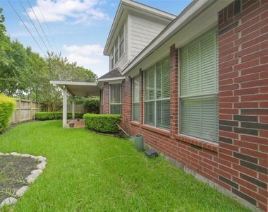 22554 Bristolwood Court - Photo Thumbnail 10