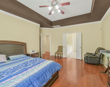 22554 Bristolwood Court - Photo Thumbnail 19