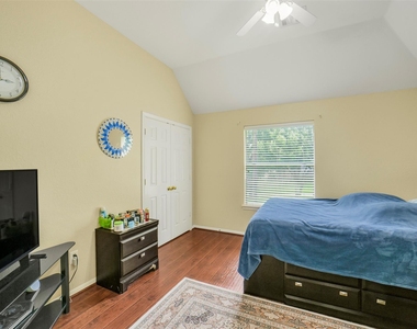 22554 Bristolwood Court - Photo Thumbnail 33