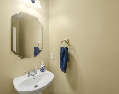 22554 Bristolwood Court - Photo Thumbnail 36