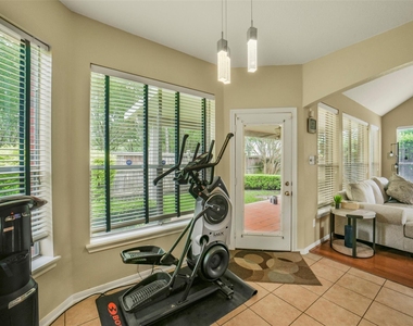 22554 Bristolwood Court - Photo Thumbnail 14