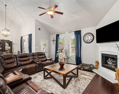 14104 N Crater Lake Court - Photo Thumbnail 12