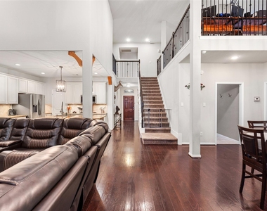 14104 N Crater Lake Court - Photo Thumbnail 15