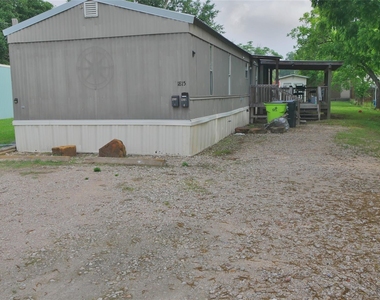 1815 Leaman Avenue - Photo Thumbnail 12