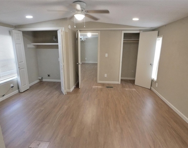 1815 Leaman Avenue - Photo Thumbnail 8