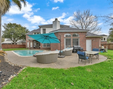 9706 Chipstead Court - Photo Thumbnail 41