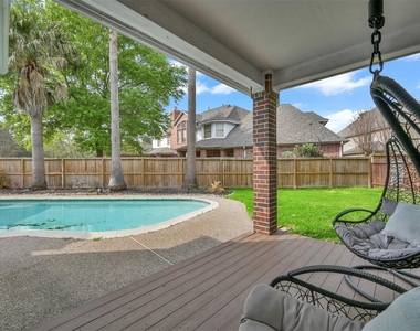 9706 Chipstead Court - Photo Thumbnail 39