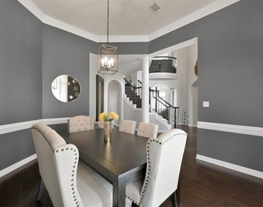 9706 Chipstead Court - Photo Thumbnail 5