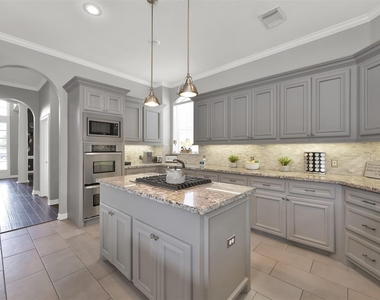 9706 Chipstead Court - Photo Thumbnail 16