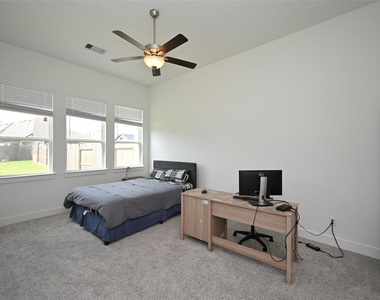1535 Cathedral Bend Drive - Photo Thumbnail 10