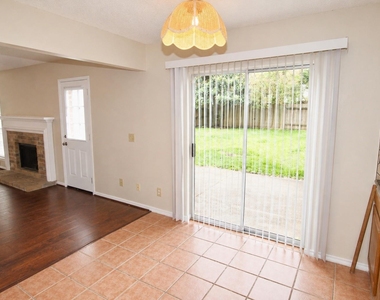 3331 Oak Branch Lane - Photo Thumbnail 6