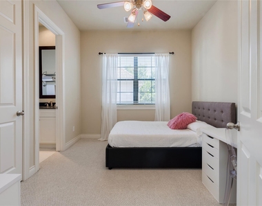 1716 Edwards Street - Photo Thumbnail 28