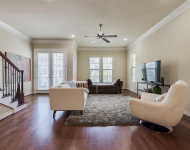 1716 Edwards Street - Photo Thumbnail 8