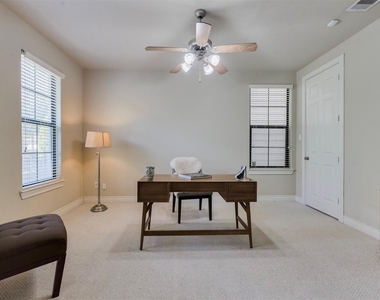 1716 Edwards Street - Photo Thumbnail 4