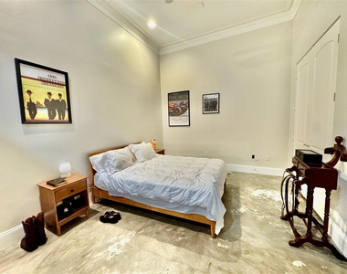 5801 Winsome Lane - Photo Thumbnail 2