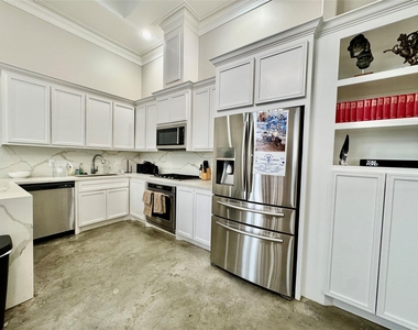 5801 Winsome Lane - Photo Thumbnail 6