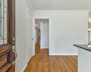 3023 Fairhope Street - Photo Thumbnail 5