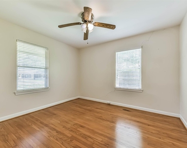 3023 Fairhope Street - Photo Thumbnail 18