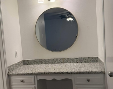 12925 Trail Hollow Drive - Photo Thumbnail 12