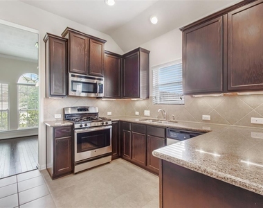 3103 Rose Trace Drive - Photo Thumbnail 4