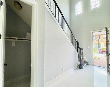14535 San Pietro Drive - Photo Thumbnail 7