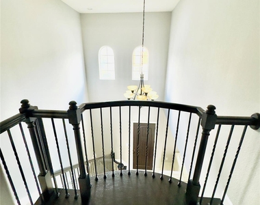 14535 San Pietro Drive - Photo Thumbnail 10
