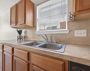 24519 Cypresspark Glen Lane - Photo Thumbnail 10