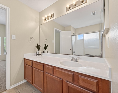 24519 Cypresspark Glen Lane - Photo Thumbnail 32