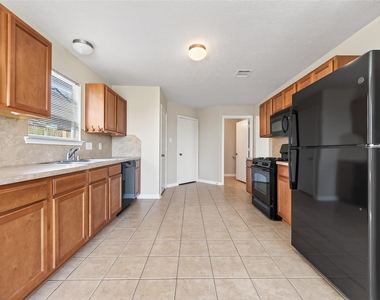 24519 Cypresspark Glen Lane - Photo Thumbnail 11
