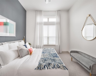 160 Birdsall Street - Photo Thumbnail 7