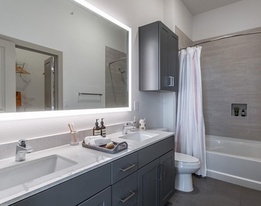 160 Birdsall Street - Photo Thumbnail 8