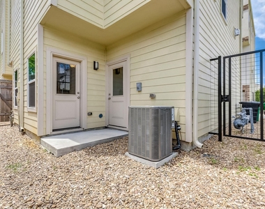 1615 Shearn Street - Photo Thumbnail 25