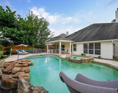 25007 Ivy Trace Ln - Photo Thumbnail 11